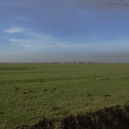 Farmvilla With Hottub And Outdoor Kitchen Beets