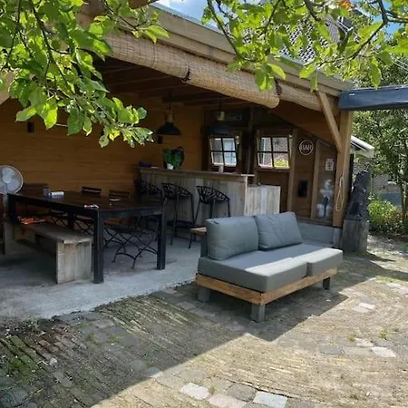 Villa Farmvilla With Hottub And Outdoor Kitchen Beets