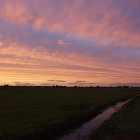 Villa Farmvilla With Hottub And Outdoor Kitchen